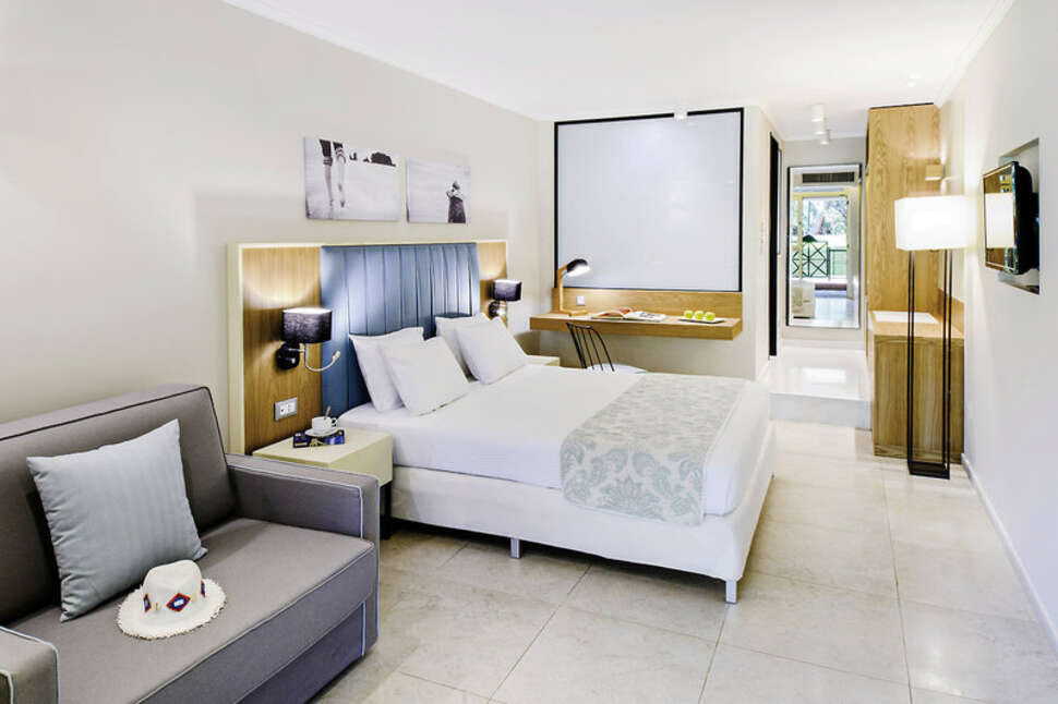 Een foto van Portes Beach Hotel