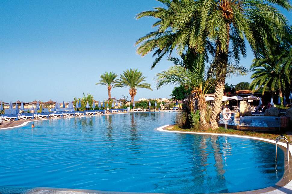 Een foto van Coral Beach Hotel & Resort