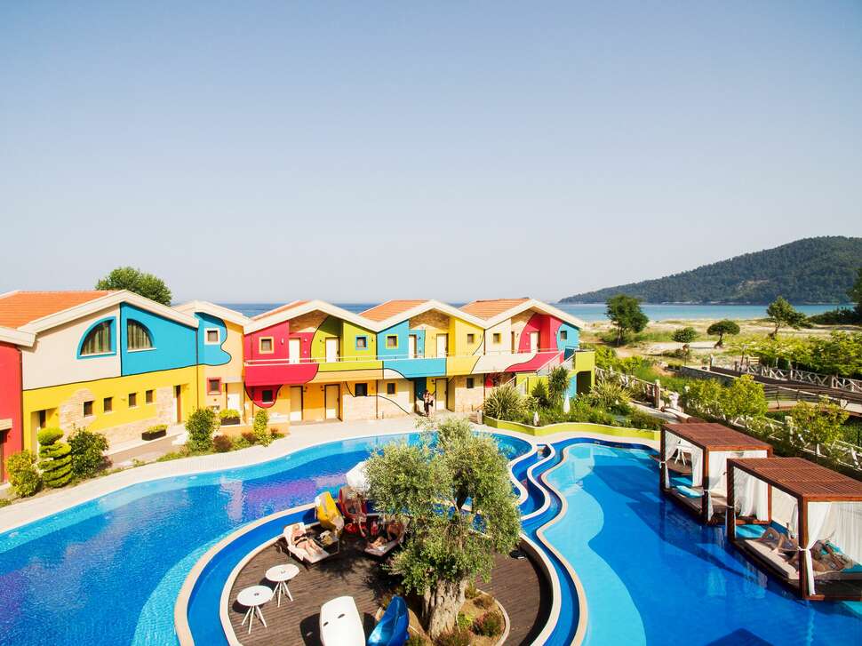 Ein Foto vom Pool im Alexandra Golden Boutique Hotel