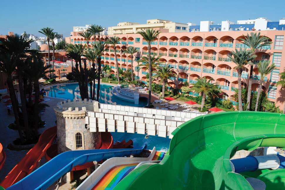 Een foto van het zwembad bij Hotel Marabout