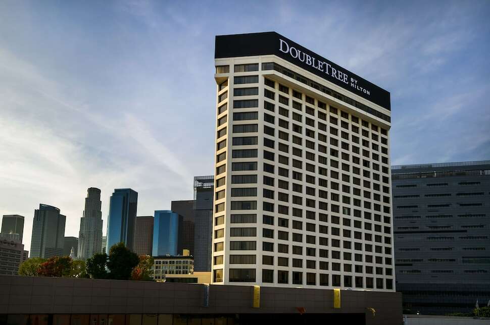 Ein Foto DoubleTree by Hilton Los Angeles Downtown