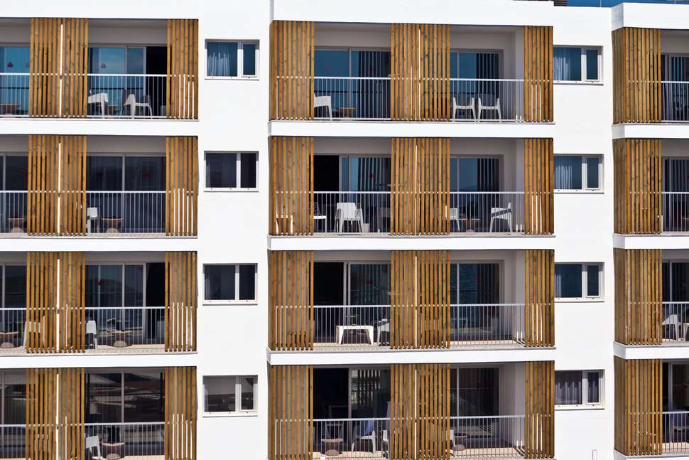 Ein Foto von der Außenansicht des Ryans Ibiza Apartments