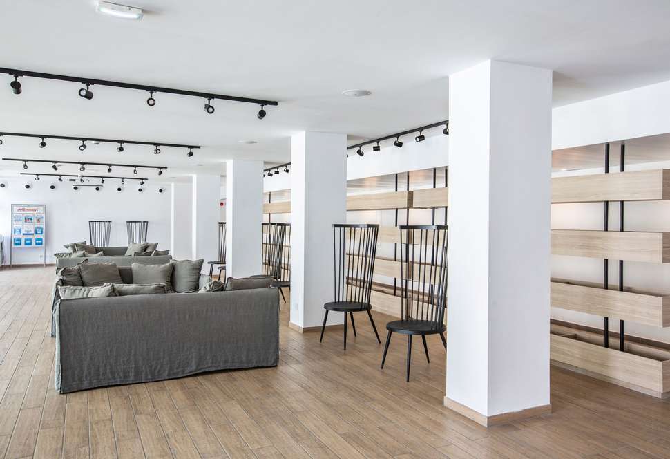 Een foto van het interieur van Anthea Aparthotel