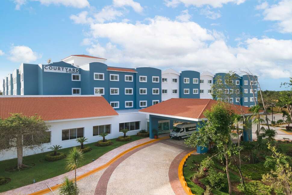 Ein Foto Courtyard by Marriott Cancun Airport