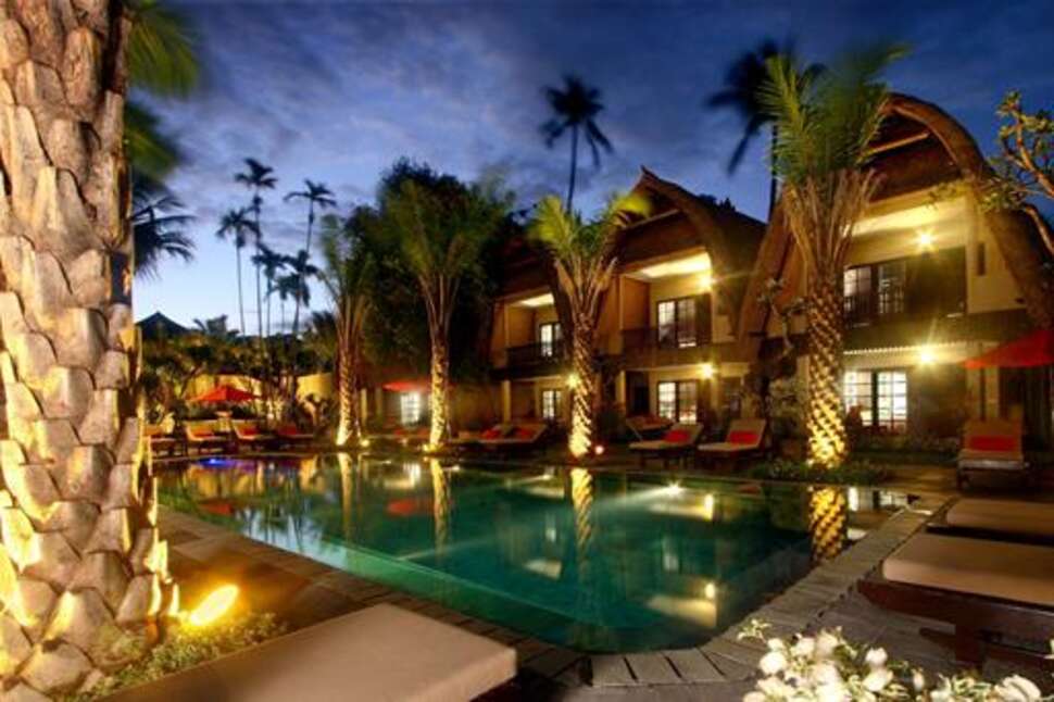 Een foto van het zwembad bij Segara Village Hotel