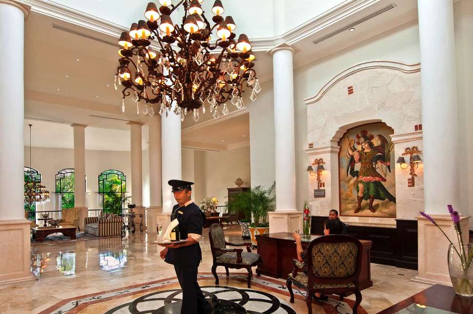Een foto van het interieur van Royal Hideaway Playacar