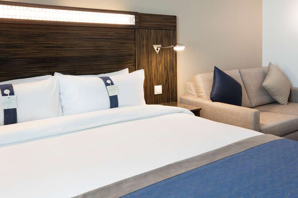 Ein Foto Holiday Inn Express Dubai Safa Park