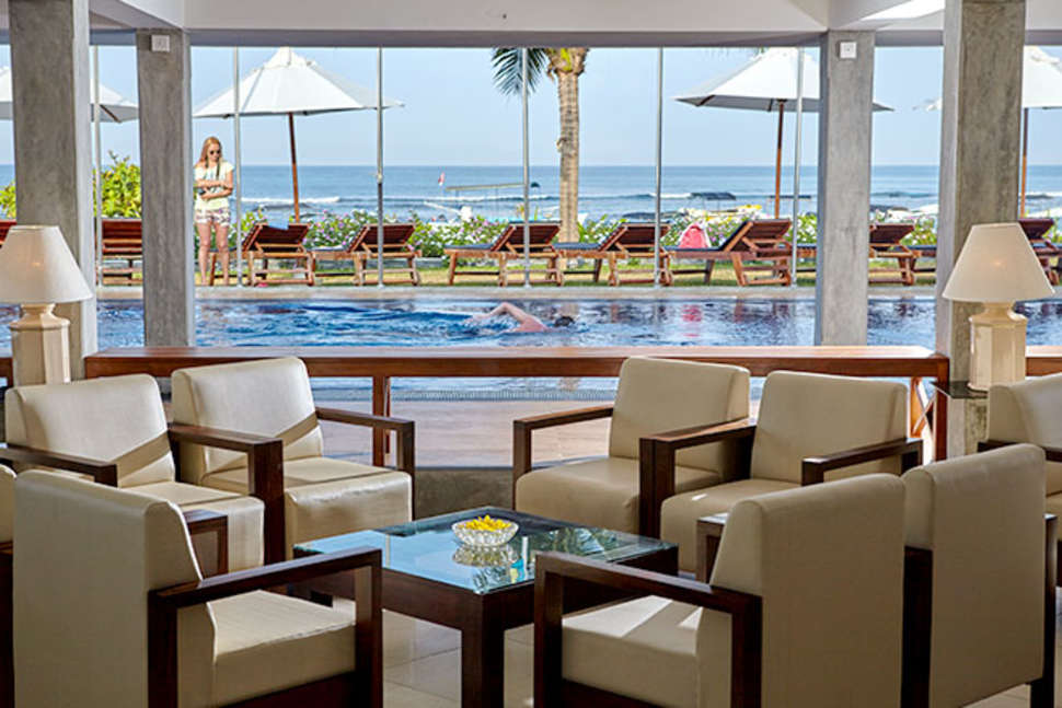 Een foto van het interieur van Coral Sands Hotel