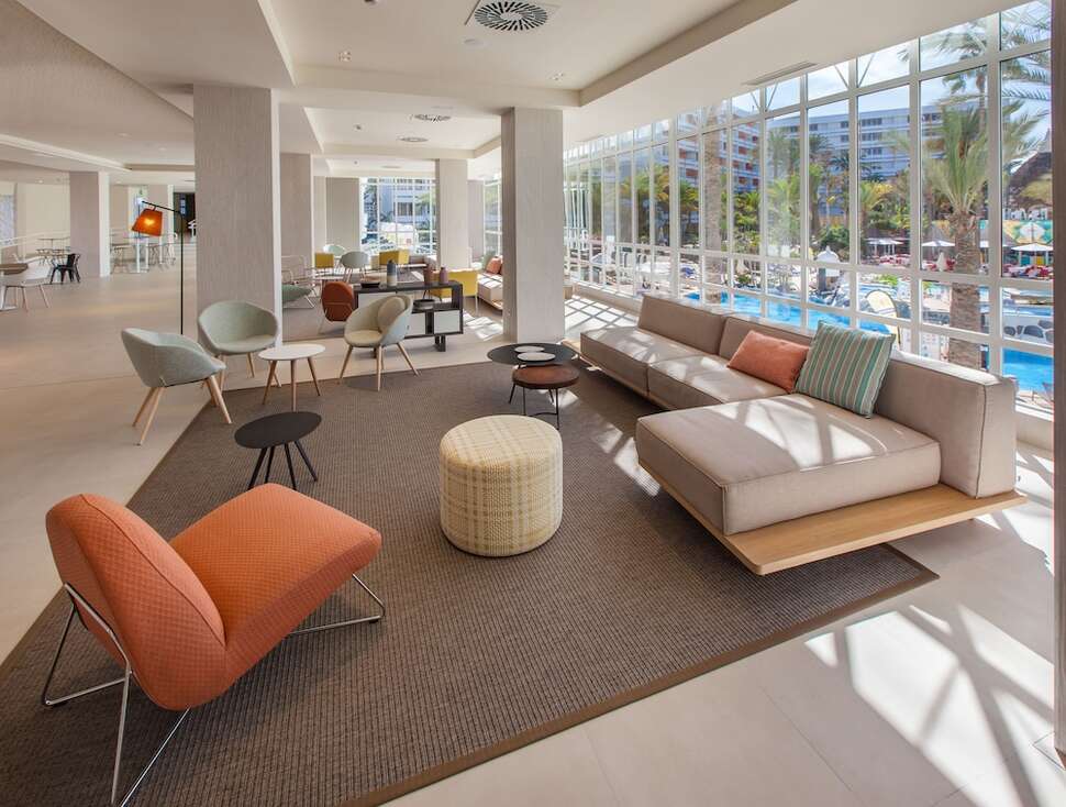 Een foto van het interieur van Abora Buenaventura by Lopesan Hotels