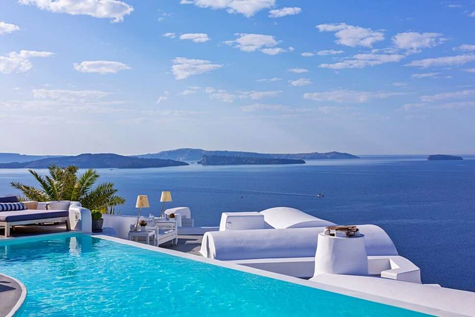 Ein Foto vom Pool im Katikies Hotel