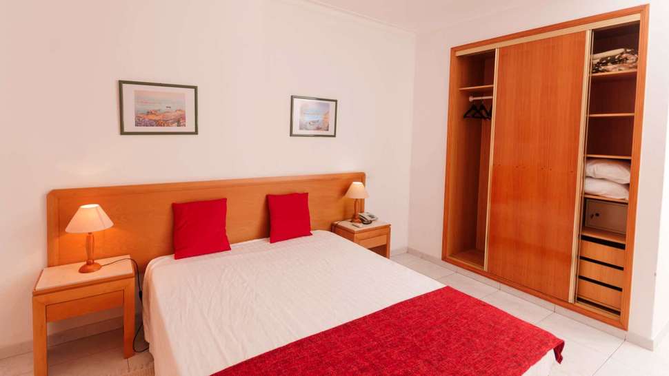 Een foto van Plaza Real Aparthotel