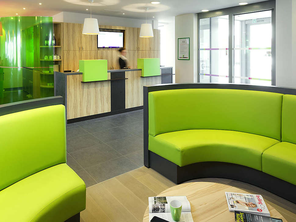Een foto van het interieur van Ibis Styles Zeebrugge