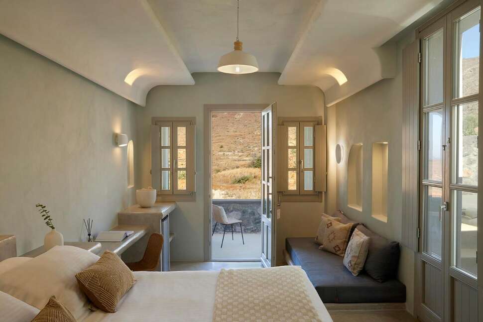 Een foto van Danae Suites Santorini