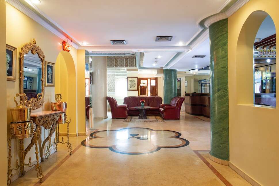 Ein Foto vom Innenbereich im Hotel Akabar