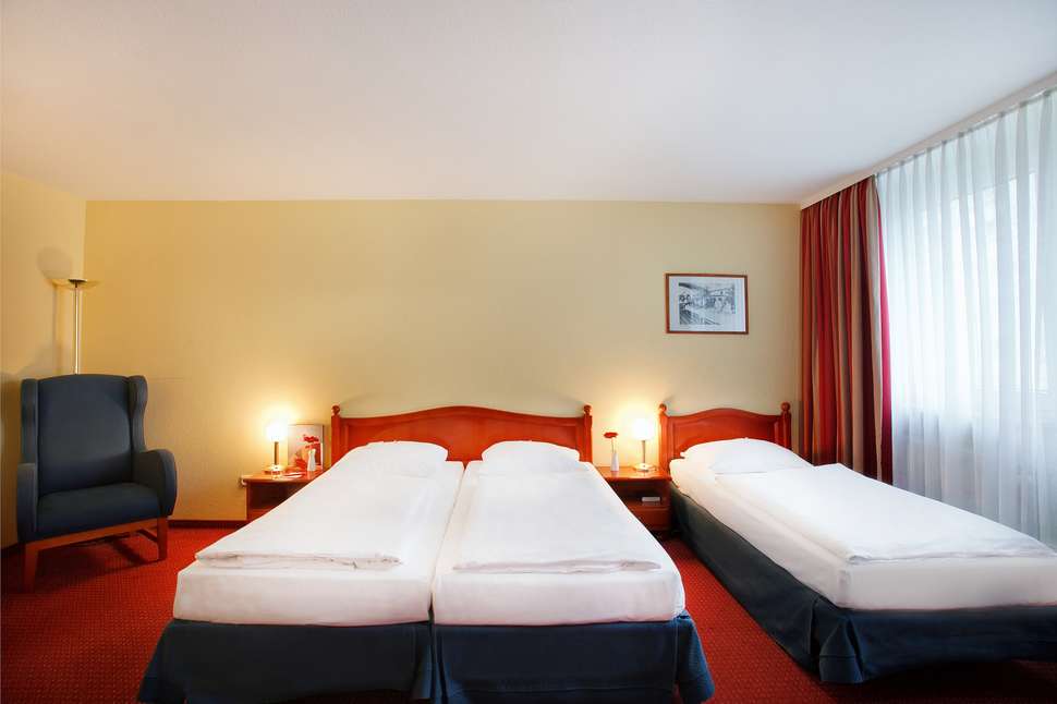 Ein Foto Azimut Hotel Nuremberg