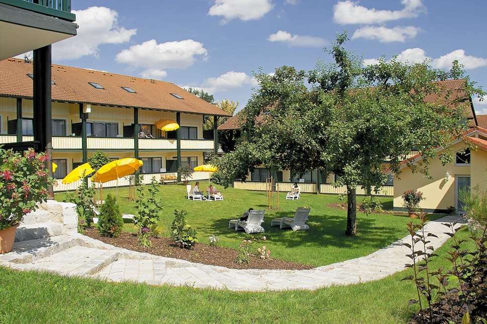 Een foto van de buitenkant van Birnbacher Hof
