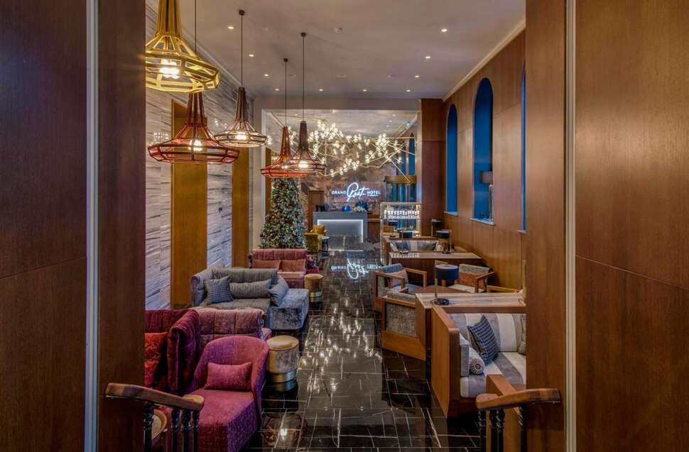 Een foto van Grand Poet Hotel