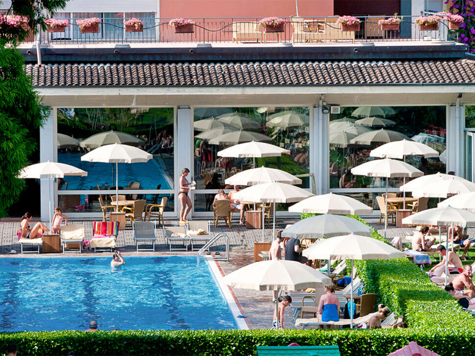 Een foto van het zwembad bij Grand Hotel Dino