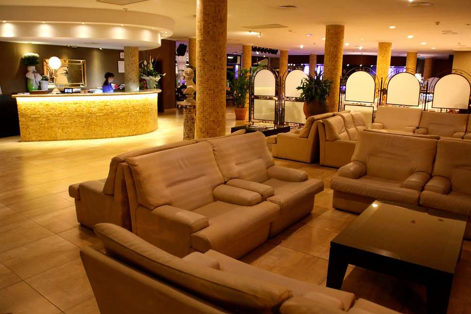 Een foto van het interieur van Miami Park Aparthotel