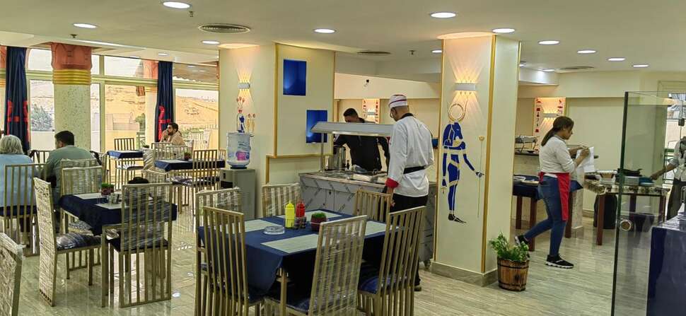Een foto van Regency Pyramids Hotel