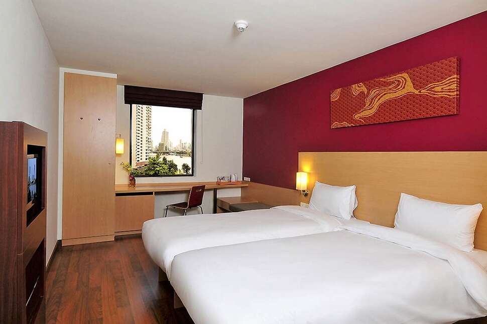 Ein Foto Ibis Bangkok Riverside
