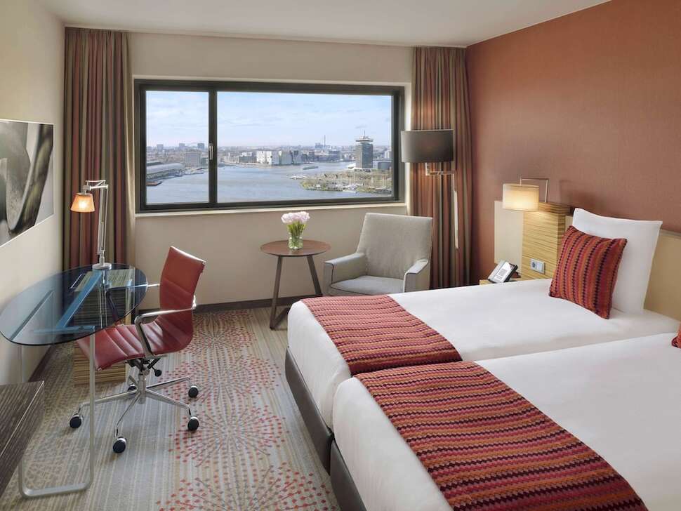 Ein Foto Mövenpick Hotel Amsterdam City Centre