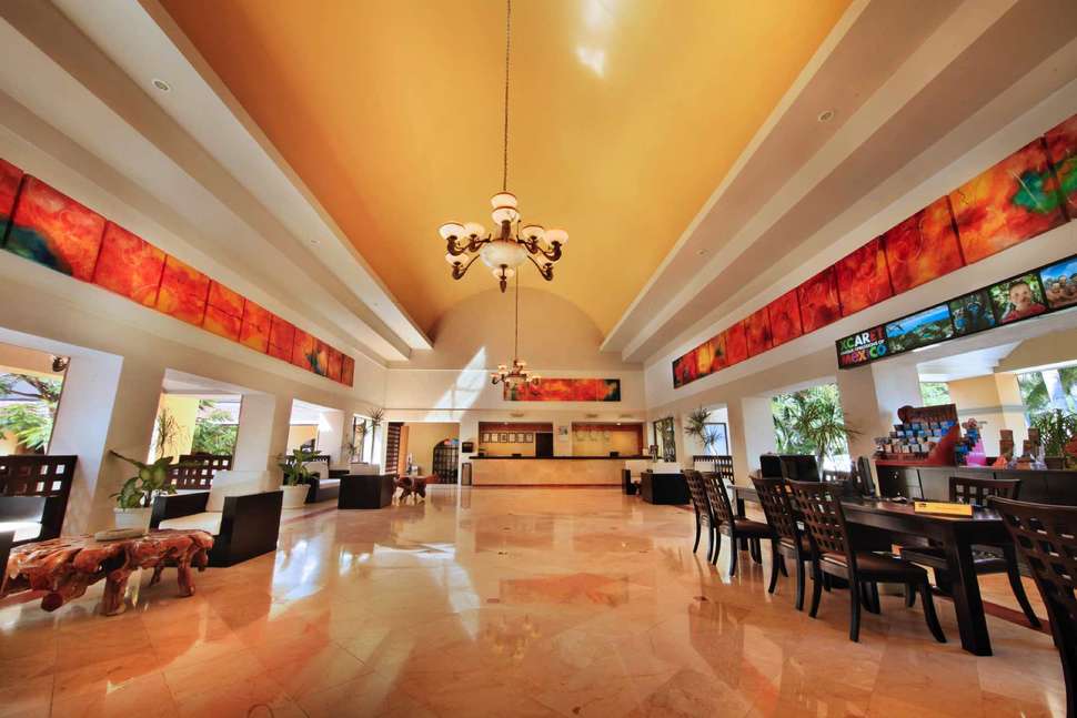 Een foto van het interieur van Viva Wyndham Azteca