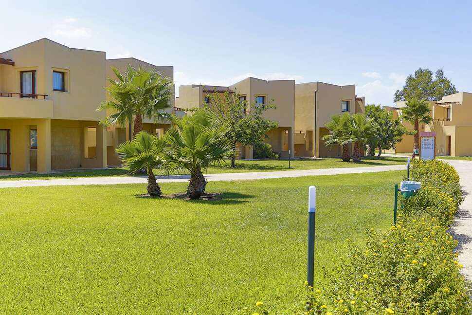Een foto van de buitenkant van VOI Arenella Resort