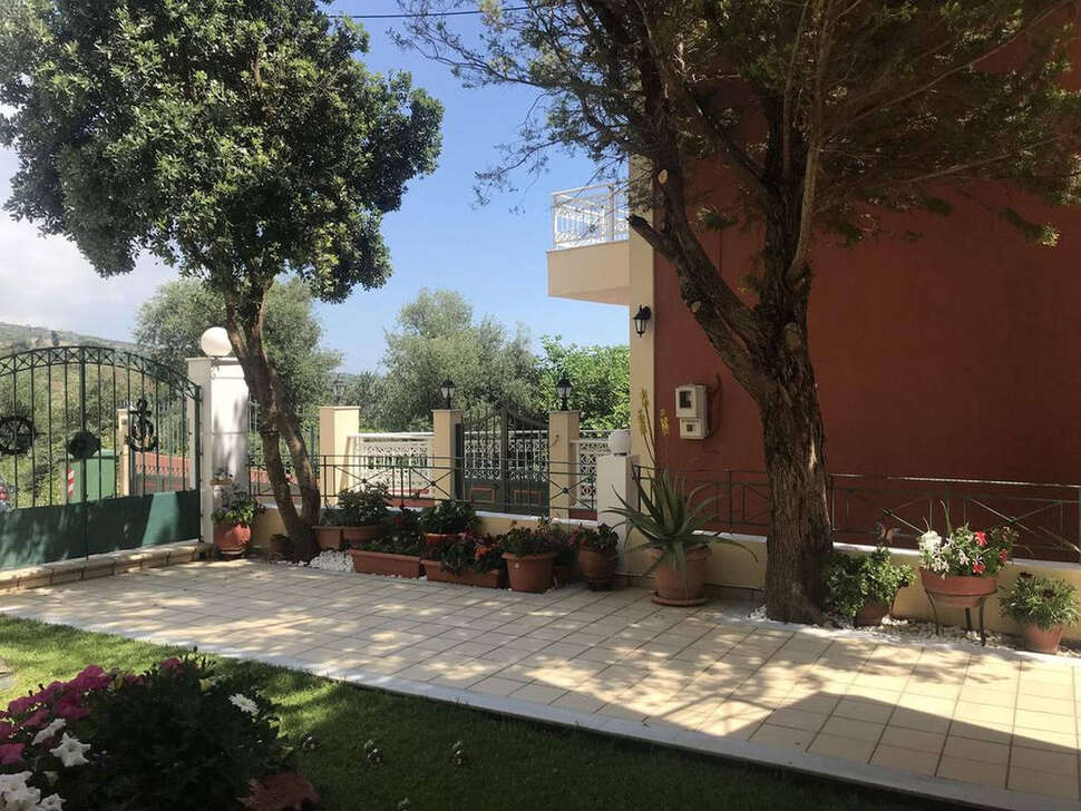 Ein Foto Naftilos Studios