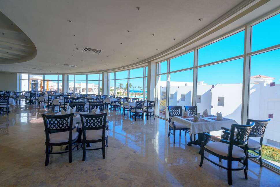 Een foto van de faciliteiten bij Sunrise Alma Bay Resort