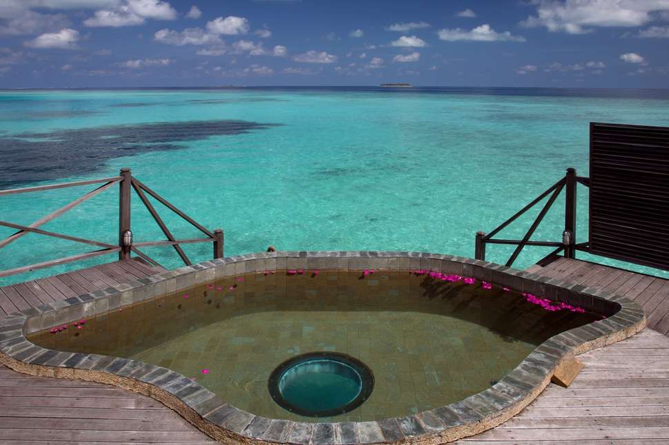 Een foto van het zwembad bij Coco Palm Dhuni Kolhu