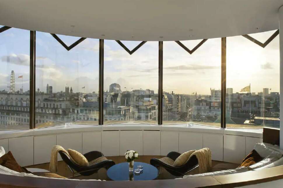 Ein Foto ME London