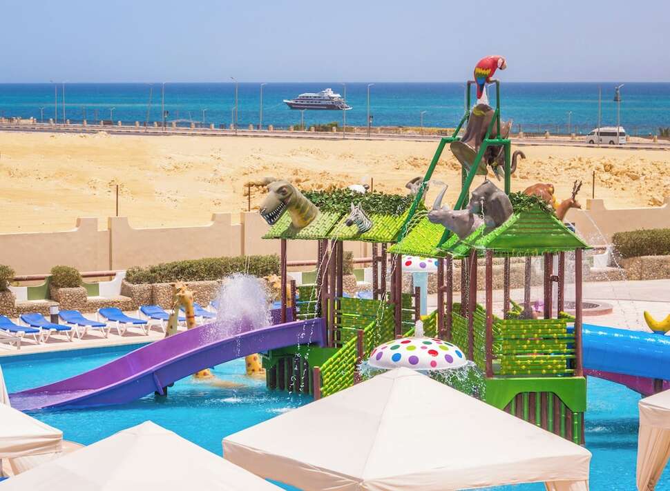 Een foto van het zwembad bij Sunny Days Mirette Family & Aqua Park