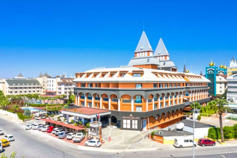 Een foto van Side Orange Palace