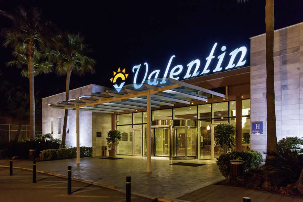 Ein Foto von der Außenansicht des Valentin Sancti Petri