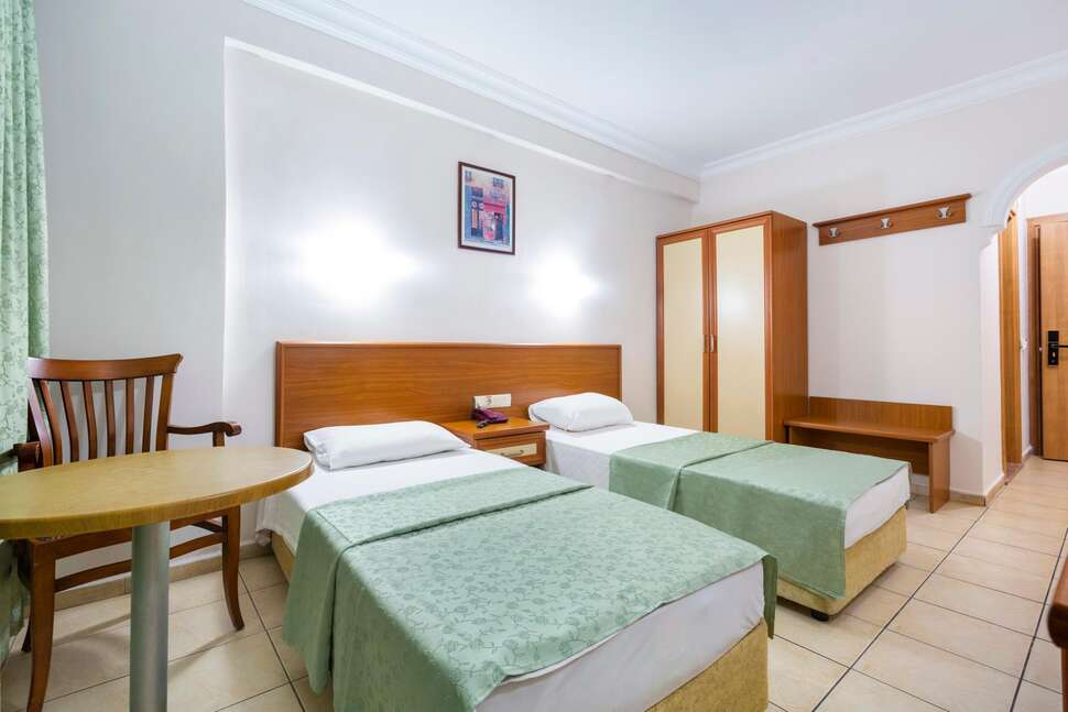 Ein Foto Alanya Beach Hotel