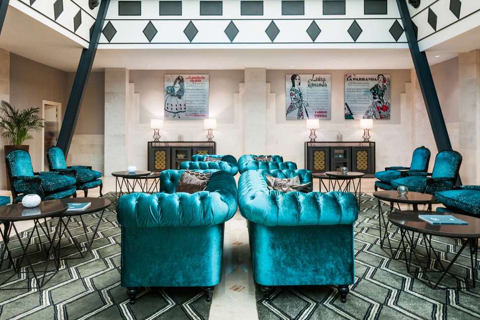 Een foto van het interieur van Eurostars Casa de la Lirica