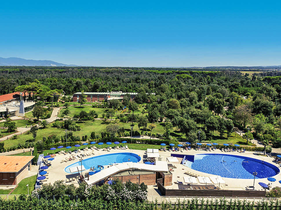 Ein Foto von einer Übersicht des TH Tirrenia Green Park Resort
