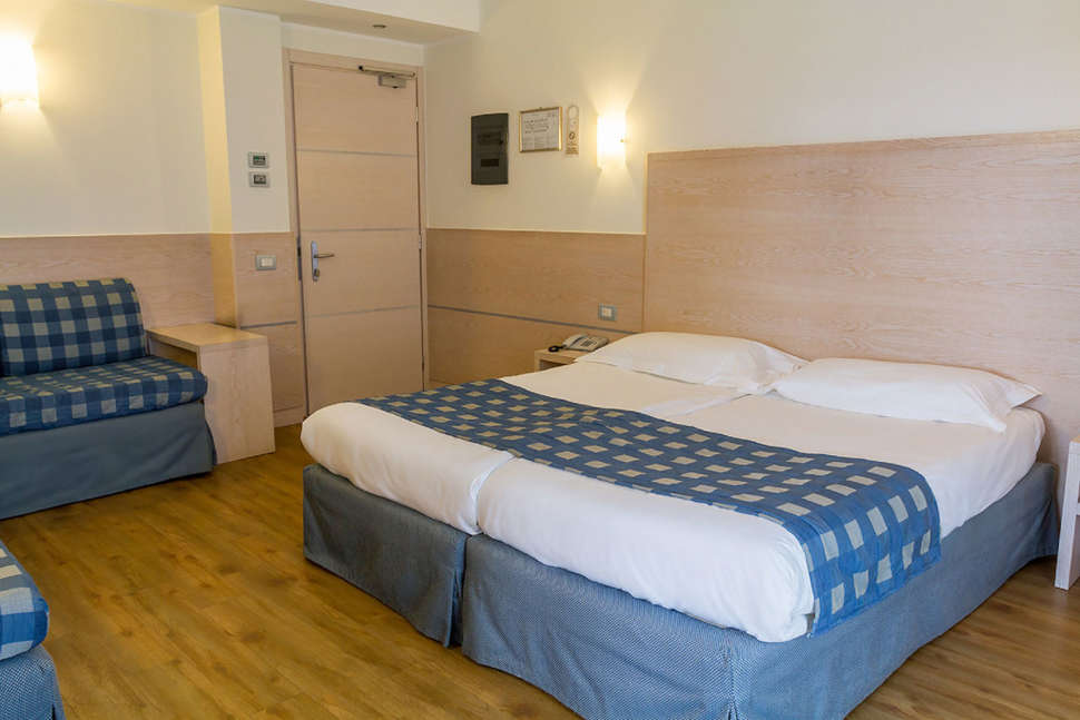 Ein Foto Hotel Caravel Torbole