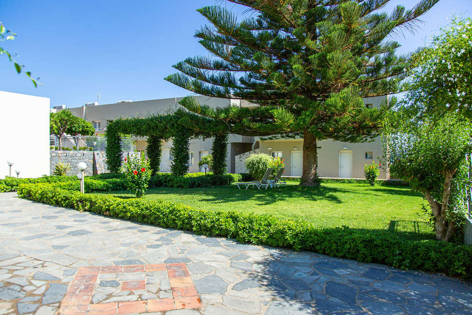Een foto van de buitenkant van Villa Mare Monte Aparthotel