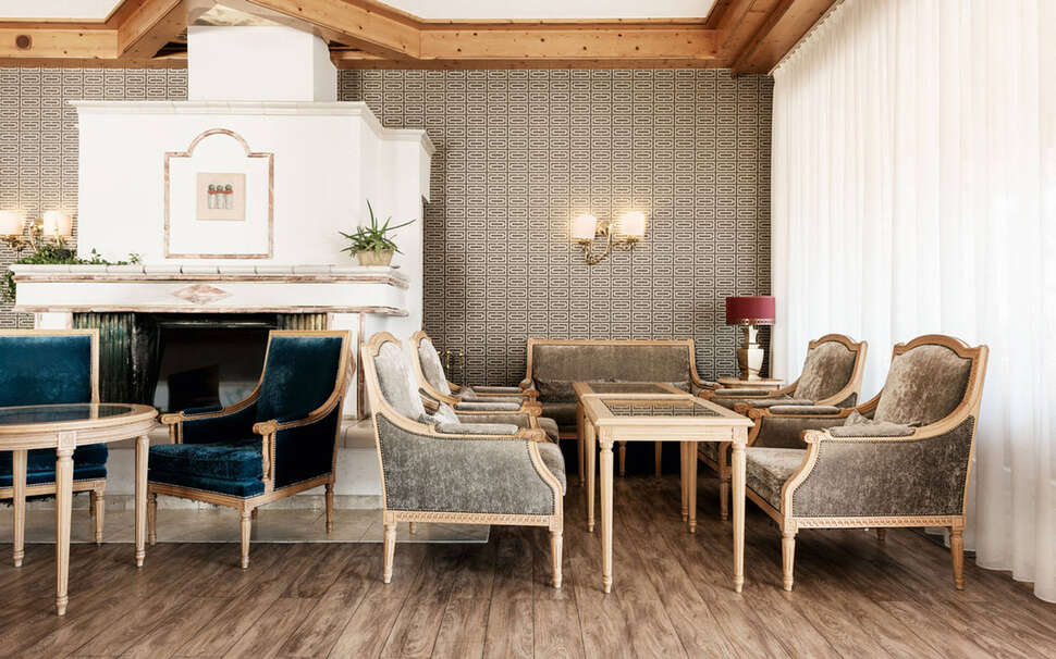 Een foto van het interieur van Burghotel Am Hohen Bogen
