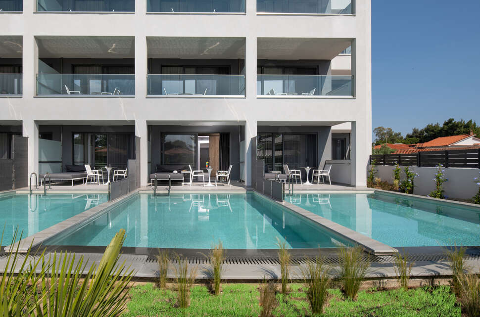 Een foto van Lagomandra Beach Hotel & Suites