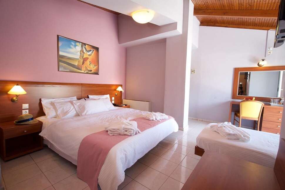 Ein Foto Mirabel City Center Hotel
