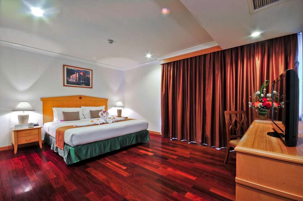 Ein Foto Admiral Suites Bangkok