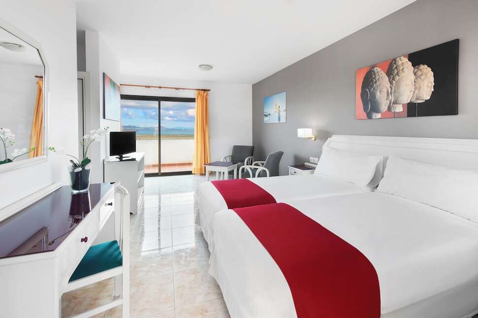 Ein Foto Elba Lucia Sport & Suite Hotel