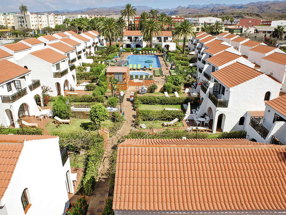 Een foto van het zwembad bij Parquemar Appartement & Bungalow Complex