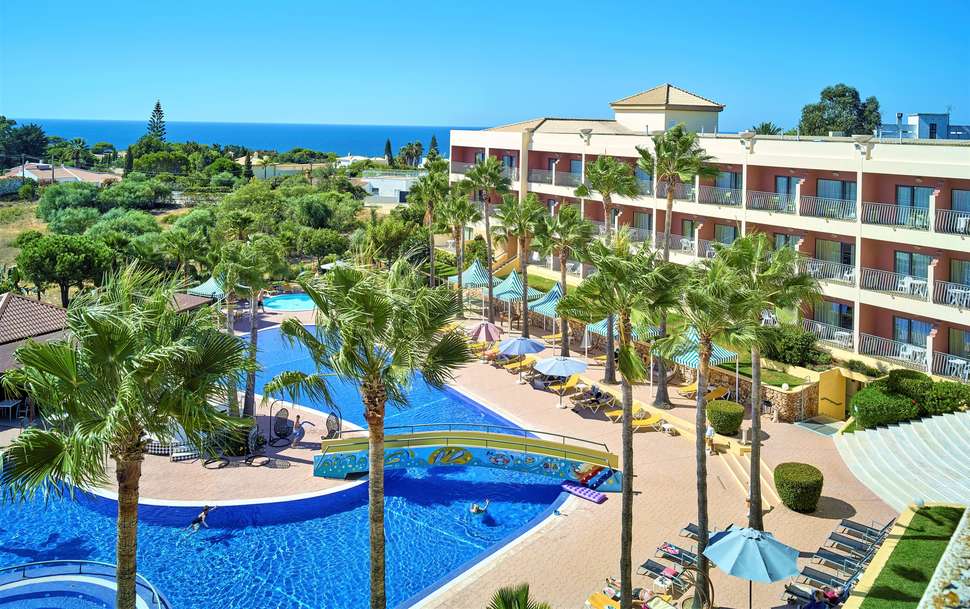Een foto van het zwembad bij Hotel Baia Grande