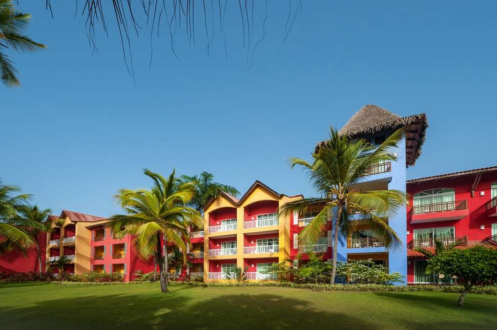 Een foto van de buitenkant van Caribe Deluxe Princess