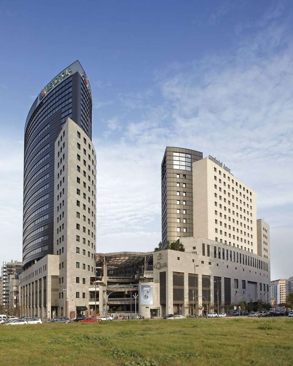 Een foto van de buitenkant van Hotel Ilunion Aqua 4