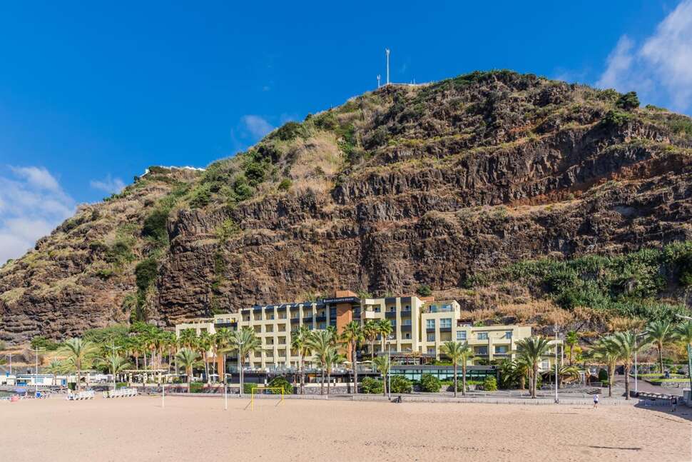 Een foto van Calheta Beach
